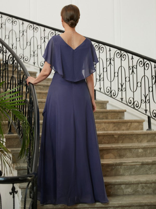 A-Line/Princess Chiffon Beading V-neck Short Sleeves Asymmetrical Mother of the Bride Dresses