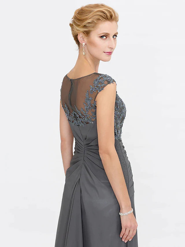 A-Line Mother of the Bride Dress Elegant See Through Bateau Neck Floor Length Chiffon Lace Sleeveless with Side Draping