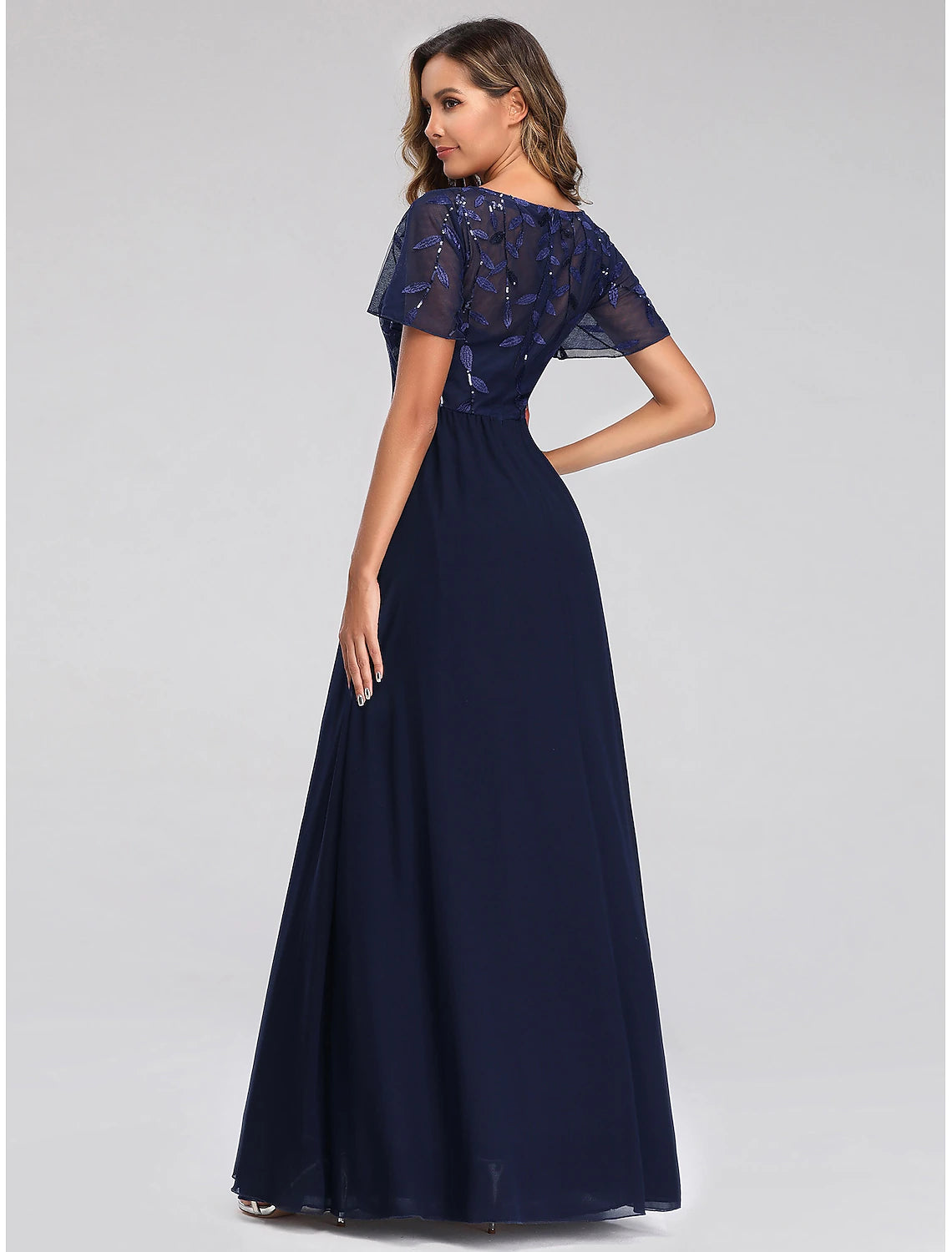 A-Line Wedding Guest Dresses Fall Floor Length Short Sleeve V Neck Bridesmaid Dress Tulle with Sequin Applique