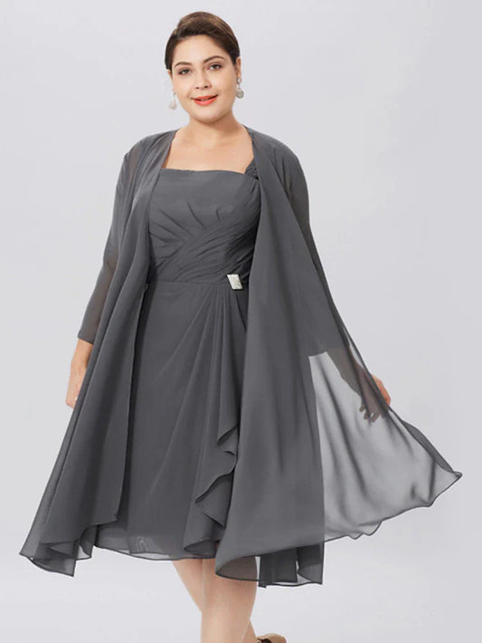 A-Line Mother of the Bride Dress Formal Plus Size Elegant Straps Knee Length Chiffon Sleeveless with Criss Cross Pleats